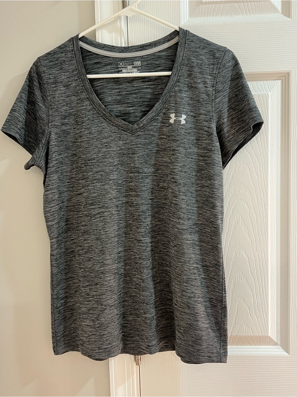 Under Armour Women's Heathered Dark Gray V-Neck Performance Tee
